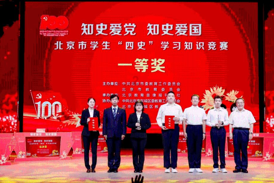 异性相处，女人想被你“追求”，会有哪些表现，要懂得把握机会？游戏画面